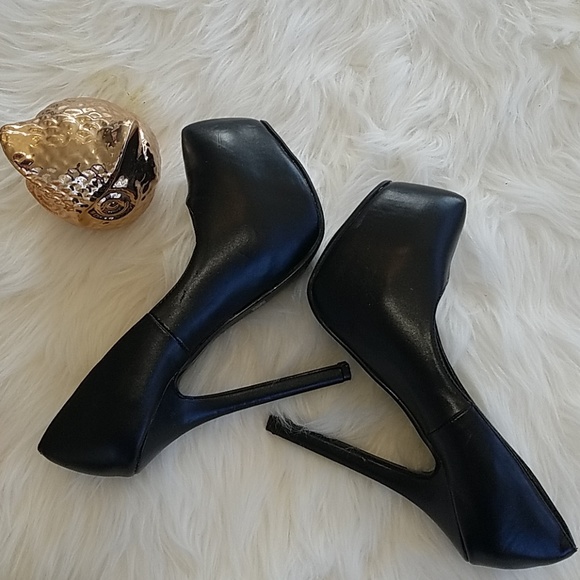 Heals - Picture 4 of 4